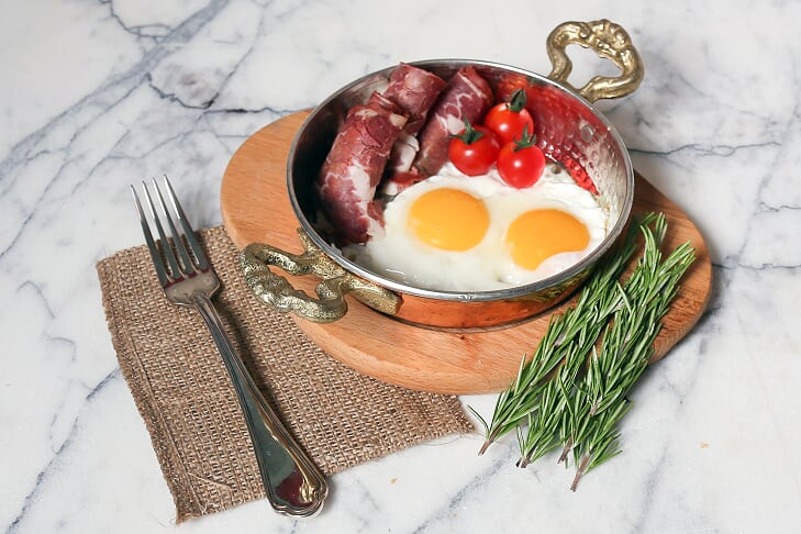 Oval Sahan Altlık